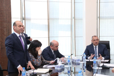 Aprelin 13-də Suraxanı Rayon İcra Hakimiyyətinin başçısı Adil Əliyev Rayon İcra Hakimiyyətində növbəti vətəndaş qəbulu keçirib