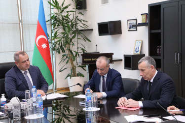 Dekabrın 22-də Suraxanı Rayon İcra Hakimiyyətinin başçısı Adil Əliyev Rayon İcra Hakimiyyətində növbəti vətəndaş qəbulu keçirib