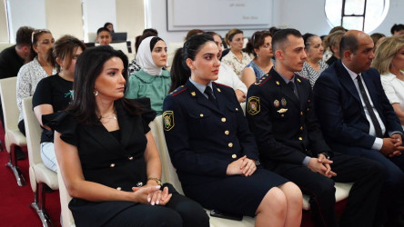 Suraxanı rayonunda “Cəmiyyətin və Medianın İnkişafı” İctimai Birliyinin icra etdiyi “Erkən nikah və fəsadları: maarifləndirici tədbirlər silsiləsi” adlı layihə çərçivəsində konfarns  keçirilib