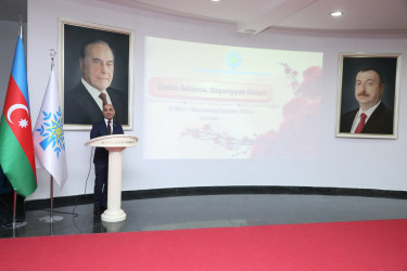 Suraxanı rayonunda “Qadın Gülərsə, Bəşəriyyət Gülər!” adlı tədbir keçirilib