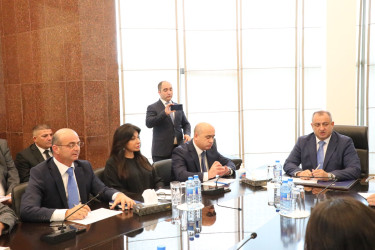 Sentyabrın 8-də Suraxanı Rayon İcra Hakimiyyətinin başçısı Adil Əliyev Rayon İcra Hakimiyyətində növbəti vətəndaş qəbulu keçirib