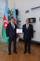 İyulun 20-də Suraxanı Rayon İcra Hakimiyyətinin başçısı Adil Əliyev Rayon İcra Hakimiyyətində növbəti vətəndaş qəbulu keçirib