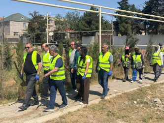 Suraxanı rayonunda iməclik və abadlıq işləri davam edir