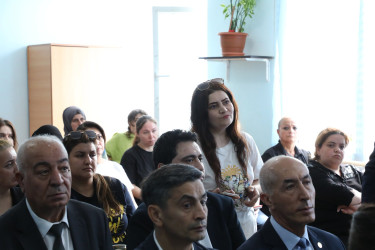 Suraxanı Rayon İcra Hakimiyyətinin başçısı Adil Əliyevin vətəndaşlarla növbəti səyyar görüşü oktyabrın 1-də Qaraçuxur qəsəbəsində yerləşən 318 saylı tam orta ümumtəhsil məktəbində keçirilib