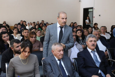 Sentyabrın 17-də Suraxanı Rayon İcra Hakimiyyətinin başçısı Adil Əliyev Yeni Suraxanı qəsəbəsində yerləşən 89 saylı tam orta məktəbdə sakinlərlə səyyar görüş keçirib