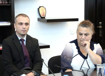 Sentyabrın 28-də Suraxanı Rayon İcra Hakimiyyətinin başçısı Adil Əliyev Rayon İcra Hakimiyyətində növbəti vətəndaş qəbulu keçirib