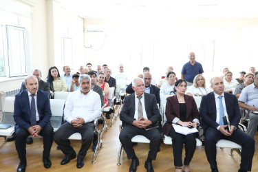 Suraxanı Rayon İcra Hakimiyyətinin başçısı Adil Əliyevin vətəndaşlarla növbəti səyyar görüşü sentyabrın 16-da Yeni Suraxanı qəsəbəsində yerləşən 101 saylı tam orta ümumtəhsil məktəbində keçirilib