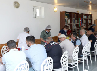 İyunun 25-də Aşura günü münasibətilə Suraxanı rayonunda yerləşən Qaraçuxur məscidində ənənəvi könüllü qanvermə aksiyası təşkil olunub