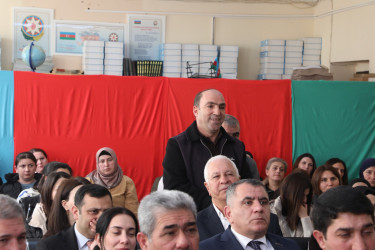 Suraxanı Rayon İcra Hakimiyyətinin başçısı Adil Əliyevin vətəndaşlarla növbəti səyyar görüşü martın 16-da Yeni Suraxanı qəsəbəsində yerləşən 316 saylı tam orta ümumtəhsil məktəbində keçirilib