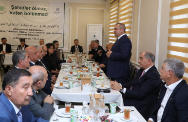 Fatimeyi-Zəhra məscidində 27 sentyabr – Anım günü ilə əlaqədar ehsan süfrəsi açılıb