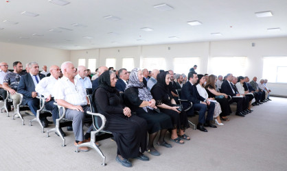 İyulun 9-da Hövsan qəsəbəsi, 172 saylı tam orta məktəbdə Suraxanı Rayon İcra Hakimiyyətinin başçısı Adil Əliyevin vətəndaşlarla növbəti səyyar görüşü keçirilib