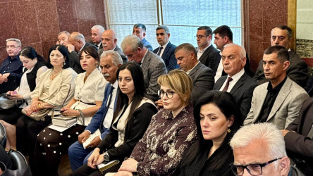 Suraxanı Rayon İcra Hakimiyyəti tərəfindən sahibkarlıq subyektləri və investorlarla dövlət–biznes dialoqu çərçivəsində mütəmadi görüşlər təşkil olunur