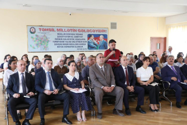 Avqustun 25-də Suraxanı Rayon İcra Hakimiyyətinin başçısı Adil Əliyevin vətəndaşlarla növbəti səyyar görüşləri Zığ qəsəbəsində yerləşən 317 nömrəli, Qaraçuxur qəsəbəsində yerləşən 282 nömrəli və Əmircan qəsəbəsində yerləşən 114 nömrəli tam orta ümumtəhsil məktəblərində keçirilib