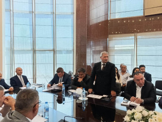 Avqustun 24 -də Suraxanı Rayon İcra Hakimiyyətinin başçısı Adil Əliyev Rayon İcra Hakimiyyətində növbəti vətəndaş qəbulu keçirib
