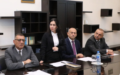 Noyabrın 3-də Suraxanı Rayon İcra Hakimiyyətinin başçısı Adil Əliyev Rayon İcra Hakimiyyətində növbəti vətəndaş qəbulu keçirib