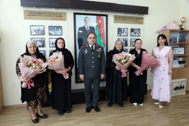 28 May – Müstəqillik Günü münasibətilə Suraxanı rayonunda A.Səfərov adına 114 №-li, D.Məmmədzadə adına 232 №-li və 279 №-li tam orta ümumtəhsil müəssisələrində tədbirlər təşkil olunub.