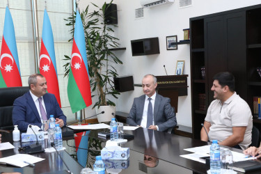 İyulun 13-də Suraxanı Rayon İcra Hakimiyyətinin başçısı Adil Əliyev Rayon İcra Hakimiyyətində növbəti vətəndaş qəbulu keçirib