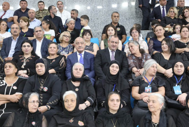 Suraxanıda yeniyetmələr arasında Vətən Müharibəsinin 6-cı ildönümünə və şəhidlərimizin əziz xatirəsinə həsr olunmuş kikboksinq turniri keçirilib