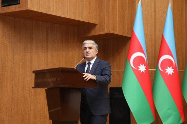 Suraxanıda “Heydər Əliyev və Azərbaycan tarixi” referat-yazı müsabiqəsinin rayon mərhələsinin yekunlarına həsr olunmuş elmi-praktik konfrans keçirilib