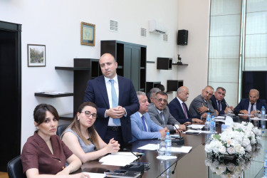 İyulun 6-da Suraxanı Rayon İcra Hakimiyyətinin başçısı Adil Əliyev Rayon İcra Hakimiyyətində növbəti vətəndaş qəbulu keçirib.