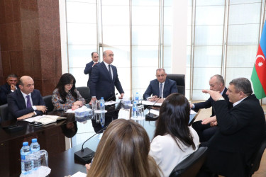 Aprelin 13-də Suraxanı Rayon İcra Hakimiyyətinin başçısı Adil Əliyev Rayon İcra Hakimiyyətində növbəti vətəndaş qəbulu keçirib