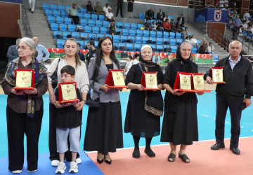 Suraxanıda yeniyetmələr arasında Vətən Müharibəsinin 6-cı ildönümünə və şəhidlərimizin əziz xatirəsinə həsr olunmuş kikboksinq turniri keçirilib