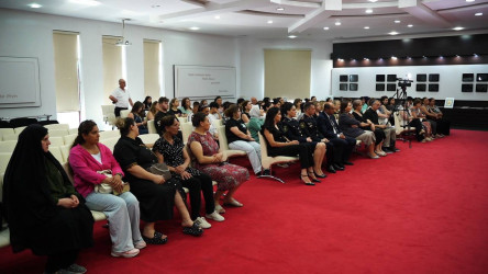 Suraxanı rayonunda “Cəmiyyətin və Medianın İnkişafı” İctimai Birliyinin icra etdiyi “Erkən nikah və fəsadları: maarifləndirici tədbirlər silsiləsi” adlı layihə çərçivəsində konfarns  keçirilib