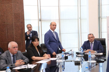 İyulun 28-də Suraxanı Rayon İcra Hakimiyyətinin başçısı Adil Əliyev Rayon İcra Hakimiyyətində növbəti vətəndaş qəbulu keçirib