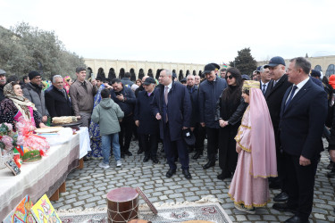 Baharın gəlişinin carçısı olan Novruz bayramı Suraxanı rayonunda böyük izdihamla qeyd olunub. Martın 17-də “Atəşgah məbədi” Dövlət Tarix-Memarlıq Qoruğunda Suraxanı Rayon İcra Hakimiyyətinin təşkilatçılığı ilə “Şəhərsalma və Memarlıq İli” çərçivəsində “Baharın memarlıq izi” adlı Novruz Festivalı keçirilib