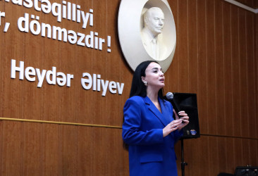 İyunun 13-də Suraxanı Rayon İcra Hakimiyyətində 15 İyun – Milli Qurtuluş Günü münasibətilə tədbir keçirilib