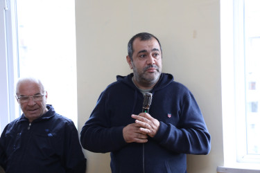 Oktyabrın 1-də Suraxanı Rayon İcra Hakimiyyətinin başçısı Adil Əliyev Qaraçuxur qəsəbə  sakinləri ilə növbəti  səyyar qəbul keçirib