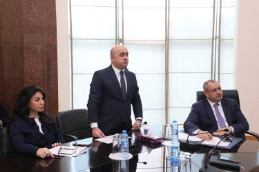 Martın 2-də Suraxanı Rayon İcra Hakimiyyətinin başçısı Adil Əliyev Rayon İcra Hakimiyyətində növbəti vətəndaş qəbulu keçirib