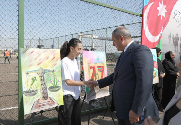 27 Sentyabr – Anım Günü ilə əlaqədar Suraxanı rayonunun Zığ qəsəbəsi, Bahar yaşayış sahəsində ağacəkmə aksiyası və “Qeyd-Sosial Maarifləndirmə” İctimai Birliyinin təşkilatçılığı ilə rəsm sərgisi keçirilib