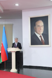 Bakı Şəhəri üzrə Təhsil İdarəsi və Suraxanı Rayon İcra Hakimiyyəti tərəfindən ümumi təhsil müəssisələrinin XI sinif şagirdlərinin iştirakı ilə Heydər Əliyev irsinin öyrədilməsi dərslərinə həsr olunmuş “Naxçıvan– Diyarım mənim” adlı tədbir keçirilib