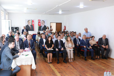 Avqustun 27-də Suraxanı Rayon İcra Hakimiyyətinin başçısı Adil Əliyev Zığ qəsəbəsində yerləşən 317 saylı tam orta məktəbdə sakinlərlə səyyar görüş keçirib