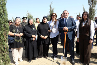 27 Sentyabr – Anım Günü ilə əlaqədar Suraxanı rayonunun Zığ qəsəbəsi, Bahar yaşayış sahəsində ağacəkmə aksiyası və “Qeyd-Sosial Maarifləndirmə” İctimai Birliyinin təşkilatçılığı ilə rəsm sərgisi keçirilib
