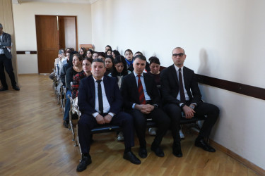 Martın 5-də Suraxanı Rayon İcra Hakimiyyətinin təşəbbüsü, Əmircan Bələdiyyəsində “Gender məsələləri və məişət zorakılığı ilə mübarizəyə dair komissiya”nın və A.Muradov adına 84 saylı tam orta ümumtəhsil məktəbinin birgə təşkilatçılığı ilə “Emosiyaların idarə edilməsi və aqressiyanın qarşısının alınması” adlı tədbir təşkil olunub