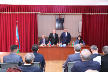 Suraxanı Rayon İcra Hakimiyyətinin başçısı Adil Əliyevin vətəndaşlarla növbəti səyyar görüşü aprelin 22-də Hövsan qəsəbəsində yerləşən 281 saylı tam orta ümumtəhsil məktəbində keçirilib