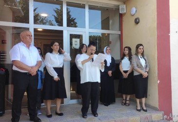 Hörmətli müəllimlər və valideynlər, Əziz şagirdlər!