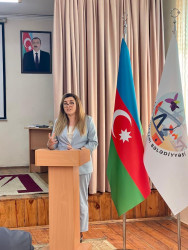 Suraxanı rayon İcra Hakimiyyətinin təşəbbüsü,  Yeni Suraxanı  bələdiyyəsində “Gender məsələləri və məişət zorakılığı ilə mübarizəyə dair komissiyası”nın və 316 nömrəli tam orta ümumtəhsil məktəbinin birgə təşkilatçılığı ilə “Sosial fobiya,sosial asılılıq,onlayn risklər" mövzusunda maarifləndirici tədbir keçirilib