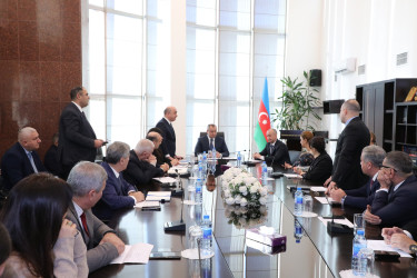 Dekabrın 29-da Suraxanı Rayon İcra Hakimiyyətinin başçısı Adil Əliyev Rayon İcra Hakimiyyətində növbəti vətəndaş qəbulu keçirib.