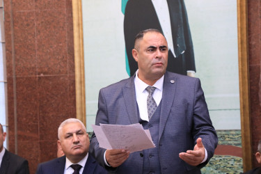 Sentyabrın 29-də Suraxanı Rayon İcra Hakimiyyətinin başçısı Adil Əliyev Rayon İcra Hakimiyyətində növbəti vətəndaş qəbulu keçirib