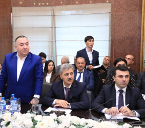 Sentyabrın 29-də Suraxanı Rayon İcra Hakimiyyətinin başçısı Adil Əliyev Rayon İcra Hakimiyyətində növbəti vətəndaş qəbulu keçirib