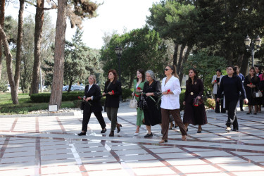 Konstitusiya və Suverenlik İli: Müəllimlərin missiyası və rolu” adlı tədbir keçirildi