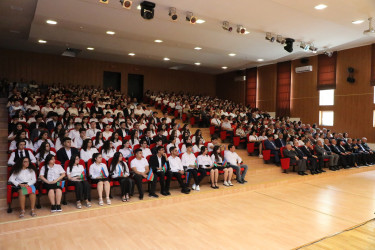 Sentyabrın 11-də Suraxanıda 600-dən yuxarı bal toplayan məzunlarla görüş keçirildi