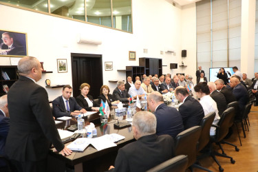 Sentyabrın 29-da Suraxanı Rayon Ağsaqqallar Şurasının konfransı keçirilib. Konfransda Rayon İcra Hakimiyyətinin başçısı Adil Əliyev, Azərbaycan Ağsaqqallar Şurasının sədr müavini Eldar İbrahimov və Aparat rəhbəri Ramin Həsənli, Rayon Ağsaqqallar Şurasının sədri Arif Babayev, rayon ağsaqqalları iştirak ediblər
