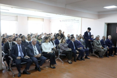 Suraxanı Rayon İcra Hakimiyyətinin başçısı Adil Əliyevin vətəndaşlarla növbəti səyyar görüşü oktyabrın 21-də Zığ qəsəbəsi, Dədə Qorqud yaşayış sahəsində 315, Hövsan qəsəbəsində isə 118 saylı tam orta ümumtəhsil məktəblərində keçirilib