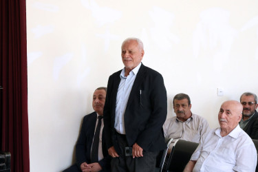 Suraxanı Rayon İcra Hakimiyyətinin başçısı Adil Əliyevin vətəndaşlarla növbəti səyyar görüşü oktyabrın 21-də Zığ qəsəbəsi, Dədə Qorqud yaşayış sahəsində 315, Hövsan qəsəbəsində isə 118 saylı tam orta ümumtəhsil məktəblərində keçirilib