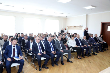 Suraxanı Rayon İcra Hakimiyyətinin başçısı Adil Əliyevin vətəndaşlarla növbəti səyyar görüşü mayın 20-də Yeni Suraxanı qəsəbəsində yerləşən 101 saylı tam orta ümumtəhsil məktəbində keçirilib