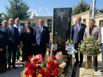 27 Sentyabr – Anım Günü ərəfəsində Suraxanı rayonunda Vətənimizin müstəqilliyi, suverenliyi və ərazi bütövlüyü uğrunda canından keçərək şəhidlik zirvəsinə ucalmış qəhrəmanlarımızın əziz xatirəsi dərin ehtiramla yad edilib